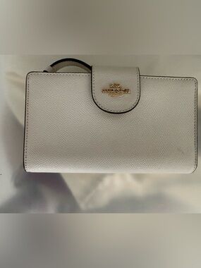 Coach Cream Leather Wristlet Wallet with Gold Logo